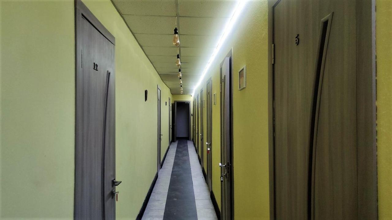 Міні Готель "Бункер" На Солом'Янському Kiew Exterior foto